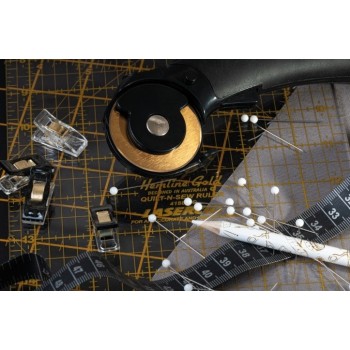 Řezací kolečko 45 mm zlaté Hemline Gold, VO balení 3 ks