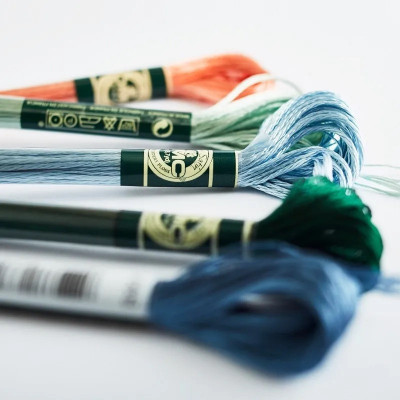 Artikl 1008F saténové vyšívací příze DMC Mouliné Satin, VO balení: 6 k