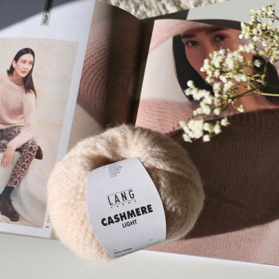 LANG YARNS artikl 950 nadýchaná kašmírová pletací příze Cashmere Light