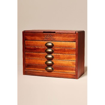 Vintage dřevěná skříňka DMC naplněná 500 bavlnkami Mouliné Spécial